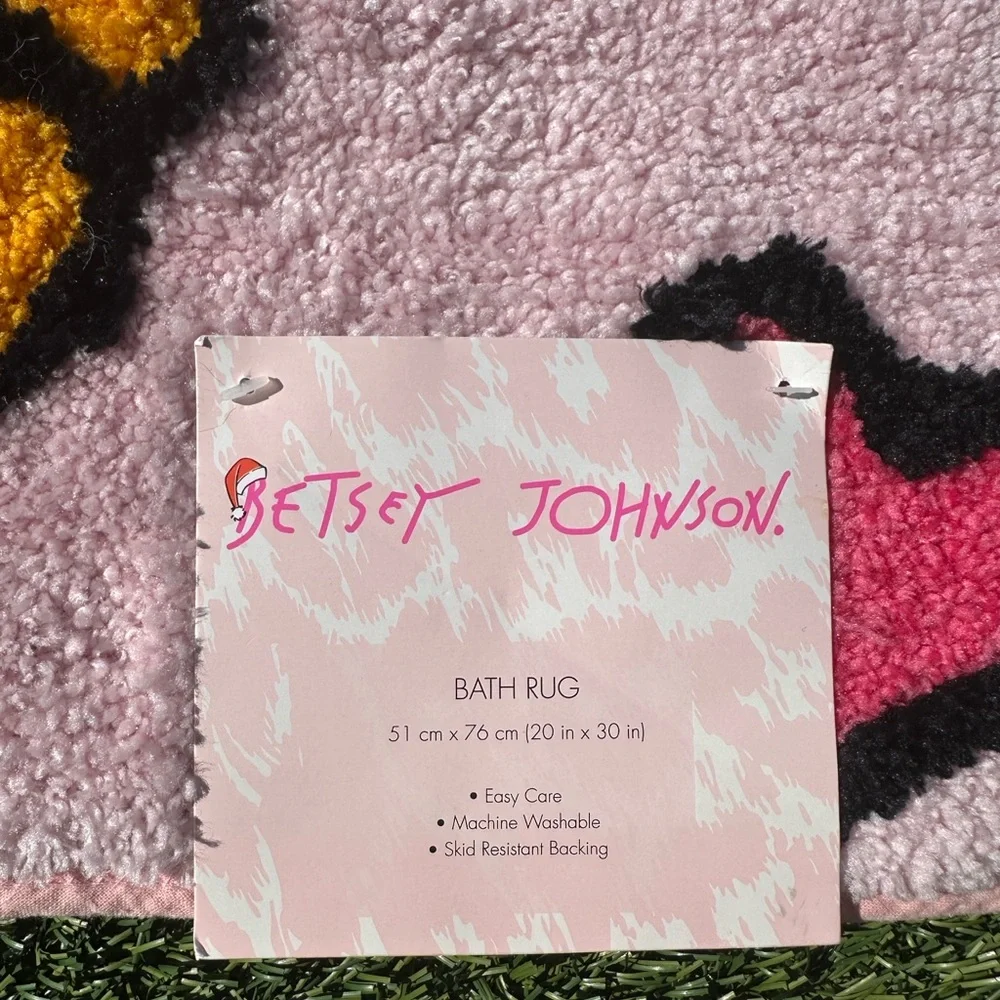 Brand New Betsey Johnson Pink Christmas Bath Rug